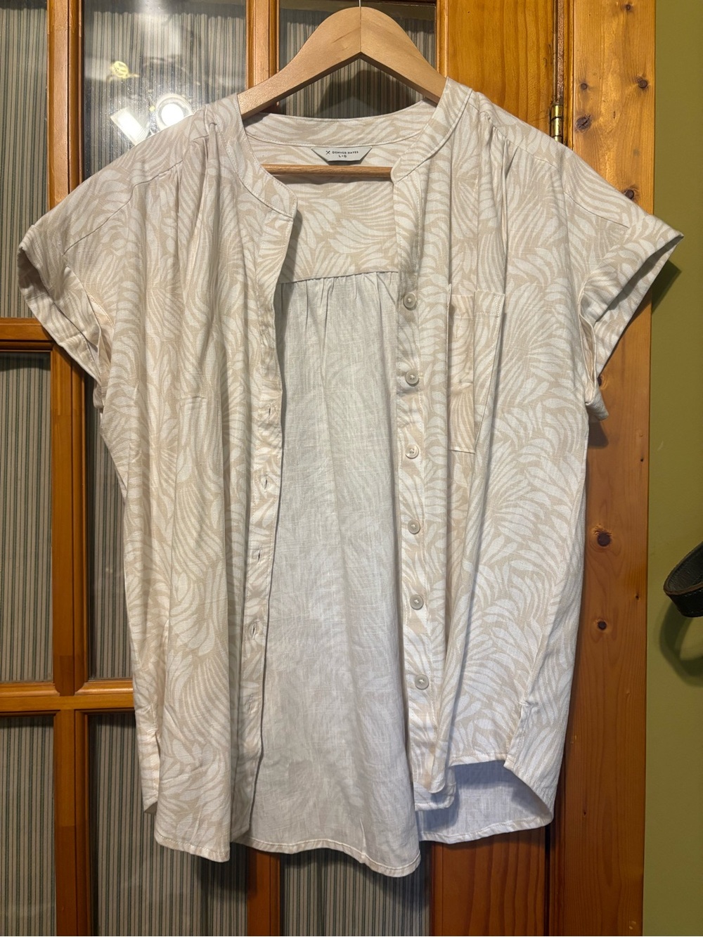 Denver Hayes Neutral Leaf-Print Button Front Top